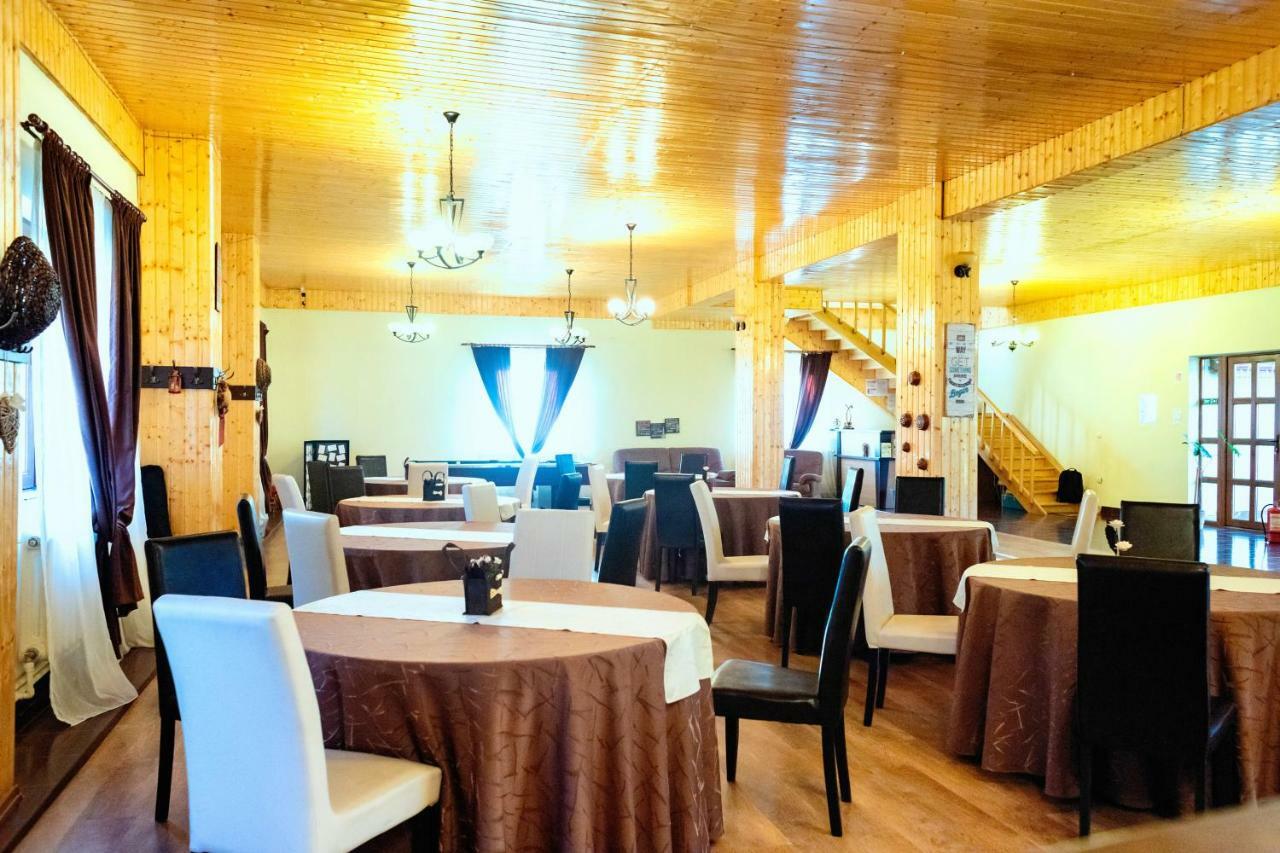 Pensiunea Marmis Riu Barbat Exterior photo